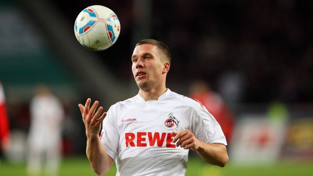 足球赛场上各队风云际会，竞争日渐激烈，足球比赛参赛队伍别称