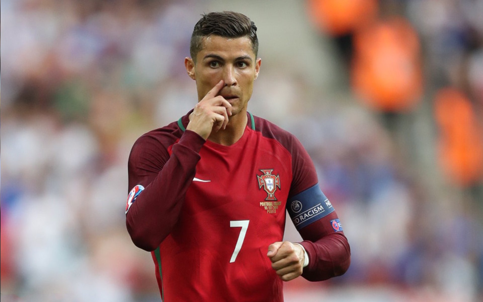 克鲁中场组织清晰，铁路军团稳扎稳打，克克鲁开战了